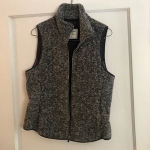 Women’s Abercrombie and Fitch vest medium